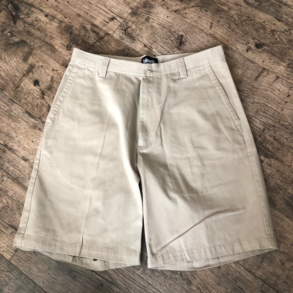 Ashworth Flat Front men’s golf shorts